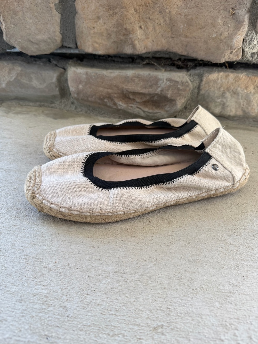 si || neutral canvas espadrille flats